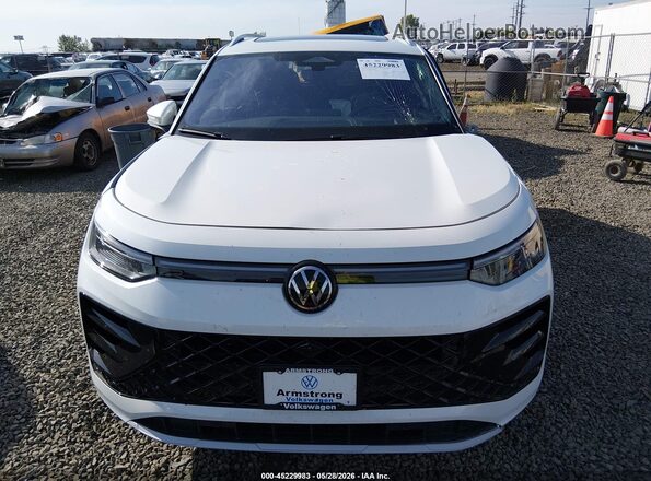 3VVUW7RM6TM077697 2026 VOLKSWAGEN TIGUAN White Widok zestawu wskaźników