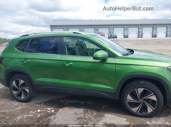 3VVVC7B20SM034543 2025 VOLKSWAGEN TAOS Green Սալոնի հետևի տեսք