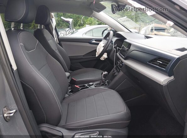 3VVVX7B23RM043932 2024 VOLKSWAGEN TAOS Черный Вид салона спереди