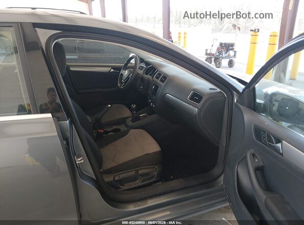 3VW167AJ4HM206110 2017 VOLKSWAGEN JETTA Gray 