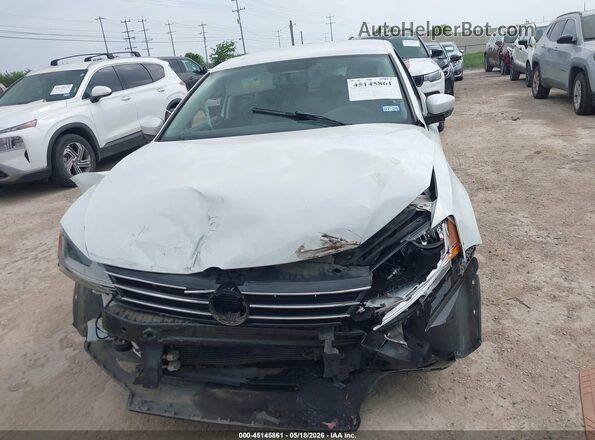 3VW2B7AJ2JM253075 2018 VOLKSWAGEN JETTA White 