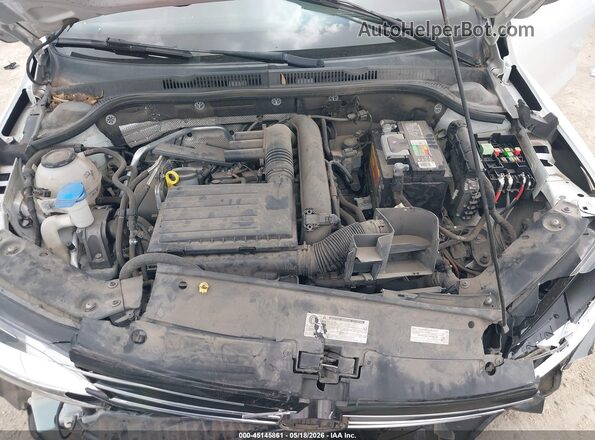 3VW2B7AJ2JM253075 2018 VOLKSWAGEN JETTA White 