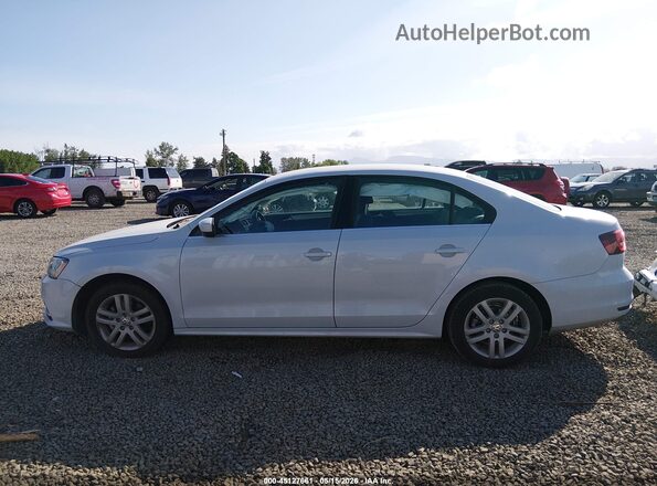 3VW2B7AJ5HM284962 2017 VOLKSWAGEN JETTA Light Blue Rear interior view