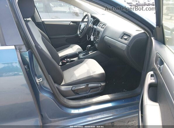 3VW2B7AJ5HM342746 2017 VOLKSWAGEN JETTA Blue 