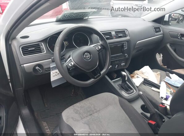 3VW2B7AJ7HM396159 2017 VOLKSWAGEN JETTA White 