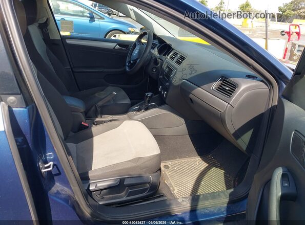 3VW2B7AJ8HM386823 2017 VOLKSWAGEN JETTA Blue 