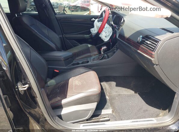 3VW2T7BU6NM025527 2022 VOLKSWAGEN JETTA Черный Вид салона спереди