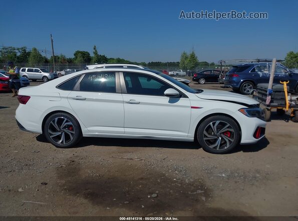 3VW2T7BUXPM026019 2023 VOLKSWAGEN JETTA Silver უკანა სალონის ხედი