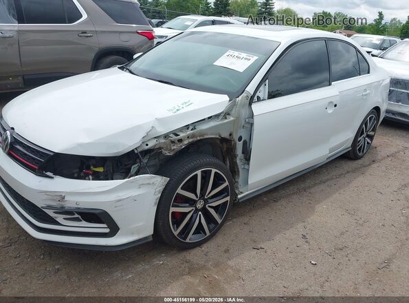 3VW4T7AJ6JM204922 2018 VOLKSWAGEN JETTA Белый Передняя левая четверть