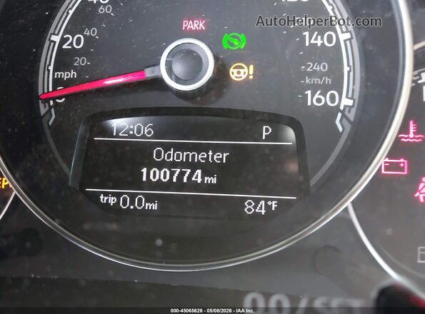 3VW517AT8HM822975 2017 VOLKSWAGEN BEETLE Blue 