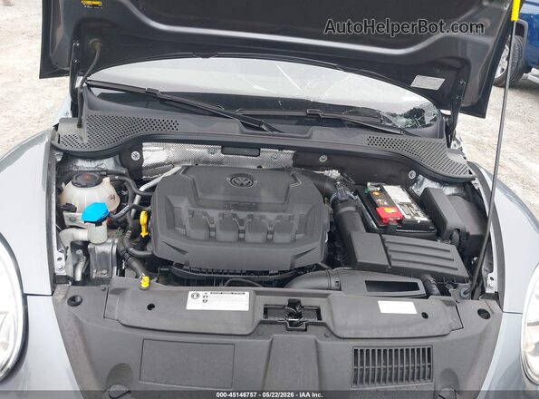 3VW5DAAT2JM502240 2018 VOLKSWAGEN BEETLE Gray 