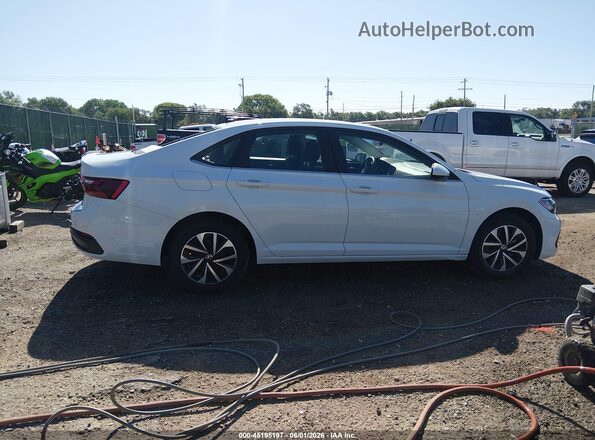 3VW5M7BU7PM021693 2023 VOLKSWAGEN JETTA White Սալոնի հետևի տեսք
