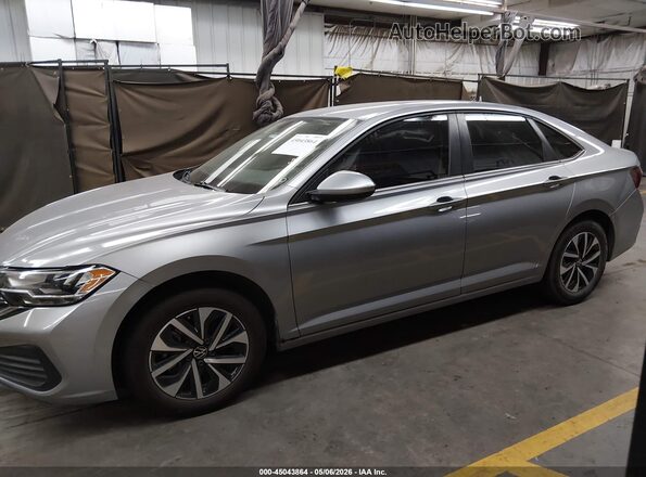 3VW5M7BU8RM027862 2024 VOLKSWAGEN JETTA Gray Սալոնի հետևի տեսք