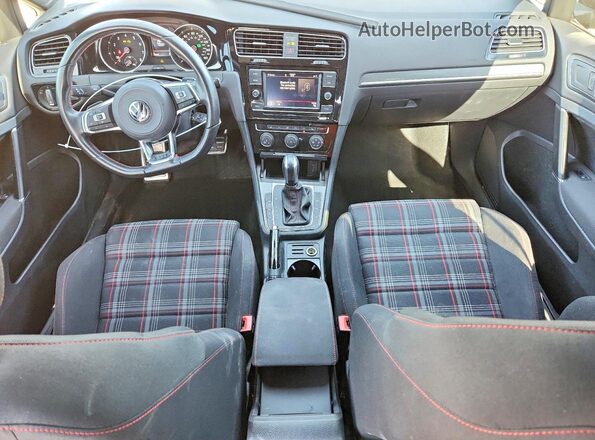 3VW6T7AU0MM010510 2021 VOLKSWAGEN GTI Black Dashboard view
