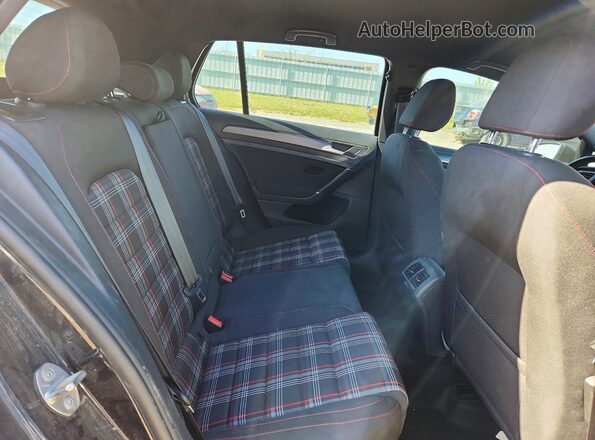 3VW6T7AU0MM010510 2021 VOLKSWAGEN GTI Black Rear interior view