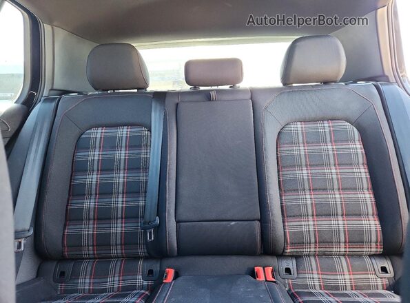 3VW6T7AU0MM010510 2021 VOLKSWAGEN GTI Black Rear seats view