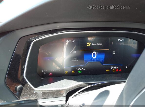 3VW7M7BU3RM076587 2024 VOLKSWAGEN JETTA Красный Вид задних сидений