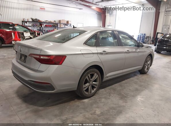 3VW7M7BU8RM001027 2024 VOLKSWAGEN JETTA Silver Trasero derecho