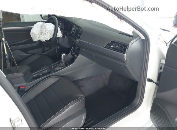 3VW7M7BU8RM077380 2024 VOLKSWAGEN JETTA White Սալոնի դիմացի տեսք