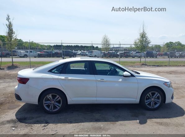 3VW7M7BUXPM032230 2023 VOLKSWAGEN JETTA White უკანა სალონის ხედი
