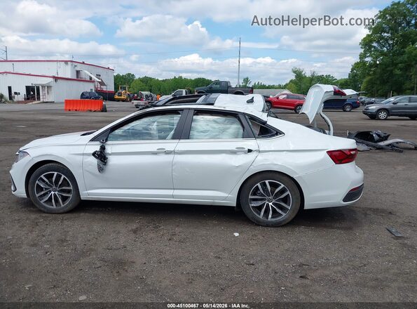3VW7W7BU1TM006863 2026 VOLKSWAGEN JETTA Белый Вид задней части салона