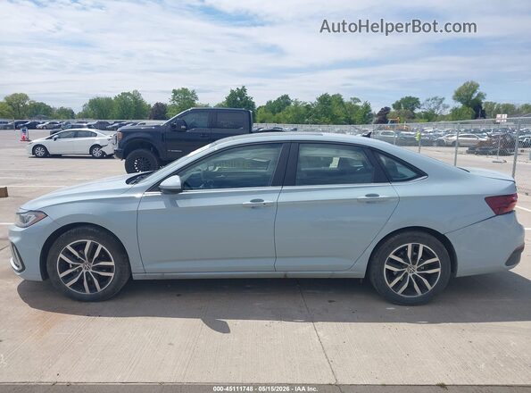 3VW7X7BU2SM094852 2025 VOLKSWAGEN JETTA Light Blue Панорамный вид салона 360°