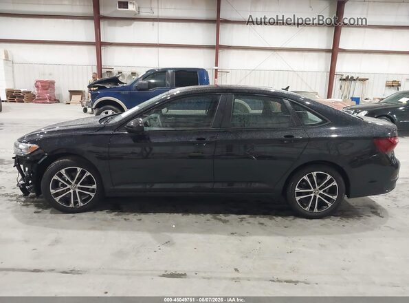 3VWBM7BU4RM075040 2024 VOLKSWAGEN JETTA Черный 