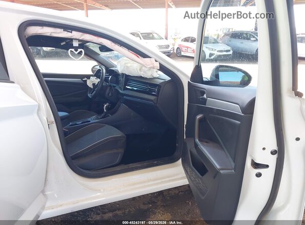 3VWBW7BU5TM010702 2026 VOLKSWAGEN JETTA White Vista interior delantera