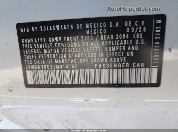 3VWBW7BU5TM010702 2026 VOLKSWAGEN JETTA White Vista del compartimento del motor