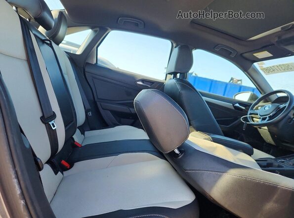 3VWC57BU1KM144533 2019 VOLKSWAGEN JETTA Gray 