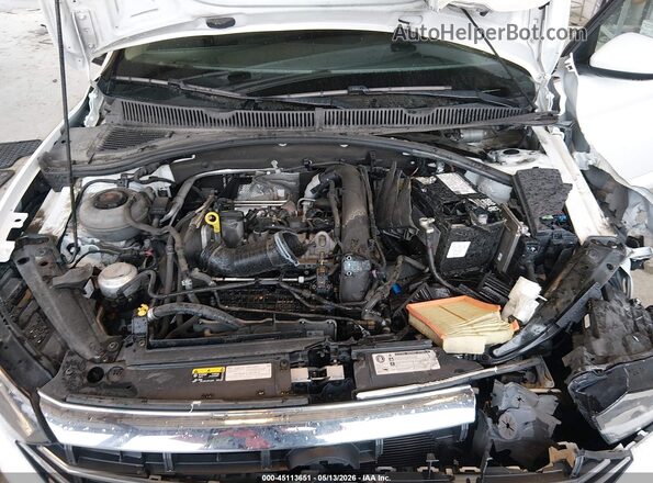 3VWC57BU2KM136246 2019 VOLKSWAGEN JETTA White Rear view
