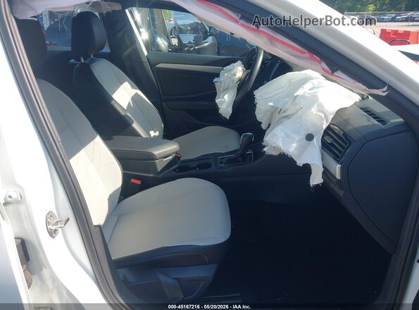 3VWC57BU4MM104109 2021 VOLKSWAGEN JETTA White Widok wnętrza z przodu