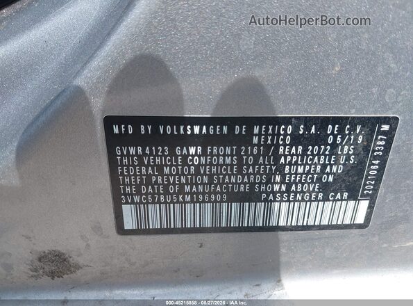 3VWC57BU5KM196909 2019 VOLKSWAGEN JETTA Gray Widok komory silnika