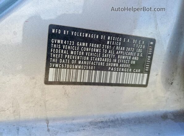 3VWC57BU5MM025581 2021 VOLKSWAGEN JETTA Silver Vista del compartimento del motor