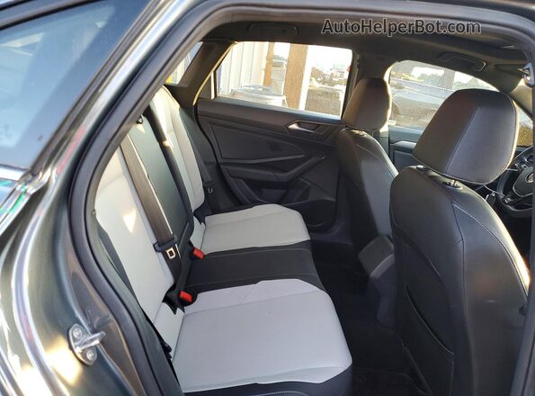 3VWC57BU9MM057496 2021 VOLKSWAGEN JETTA Gray 