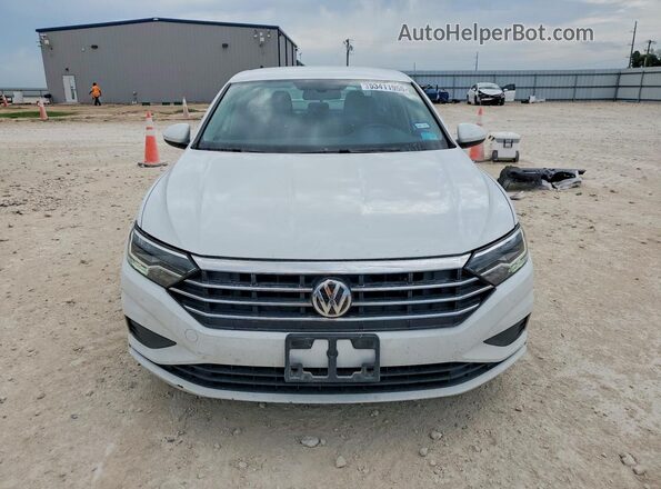 3VWCB7BU8KM140780 2019 VOLKSWAGEN JETTA White 