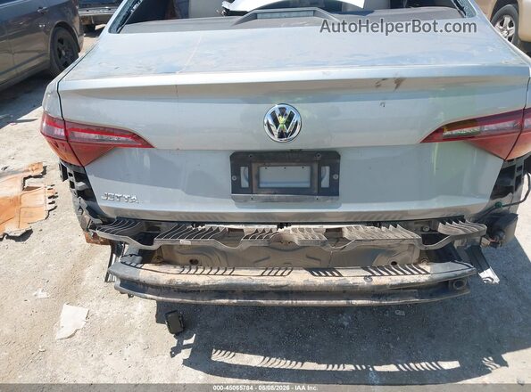 3VWCB7BU9KM216474 2019 VOLKSWAGEN JETTA Silver Front view