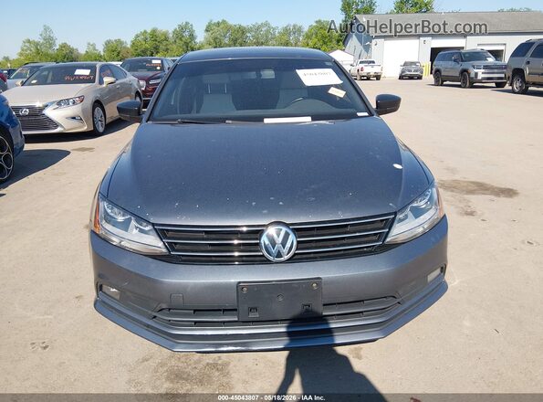 3VWD17AJ2HM405653 2017 VOLKSWAGEN JETTA Серый Вид щитка приборов