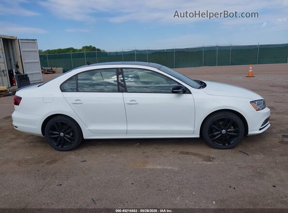 3VWD17AJ5JM217151 2018 VOLKSWAGEN JETTA White Սալոնի հետևի տեսք