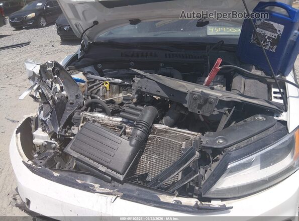 3VWD67AJ0GM314042 2016 VOLKSWAGEN JETTA White Rear view
