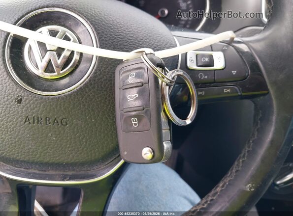 3VWDB7AJ0HM270217 2017 VOLKSWAGEN JETTA Gray Вид панелі приладів