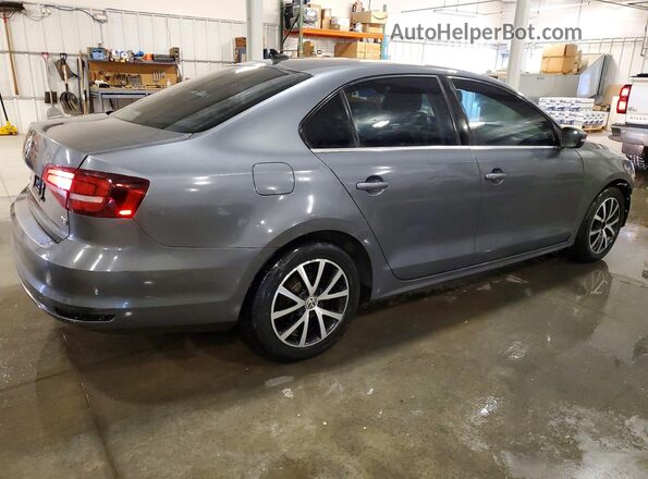 3VWDB7AJ0HM293285 2017 VOLKSWAGEN JETTA Gray 