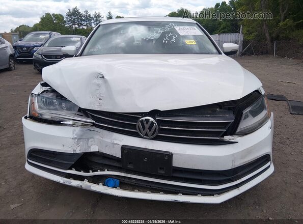 3VWDB7AJ5HM375142 2017 VOLKSWAGEN JETTA White ხელსაწყოთა პანელის ხედი