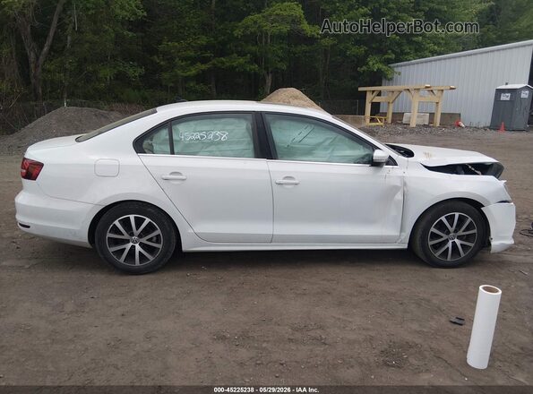 3VWDB7AJ5HM375142 2017 VOLKSWAGEN JETTA White უკანა სალონის ხედი