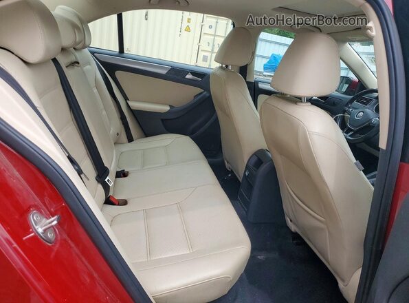 3VWDB7AJ6JM233548 2018 VOLKSWAGEN JETTA Темно-бордовый 