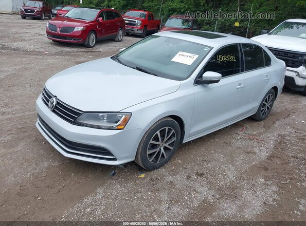 3VWDB7AJ8HM388922 2017 VOLKSWAGEN JETTA Silver Front left
