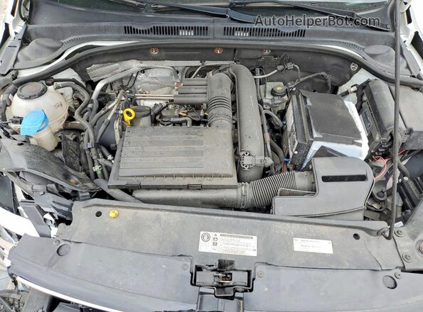 3VWDB7AJ8JM213317 2018 VOLKSWAGEN JETTA White 