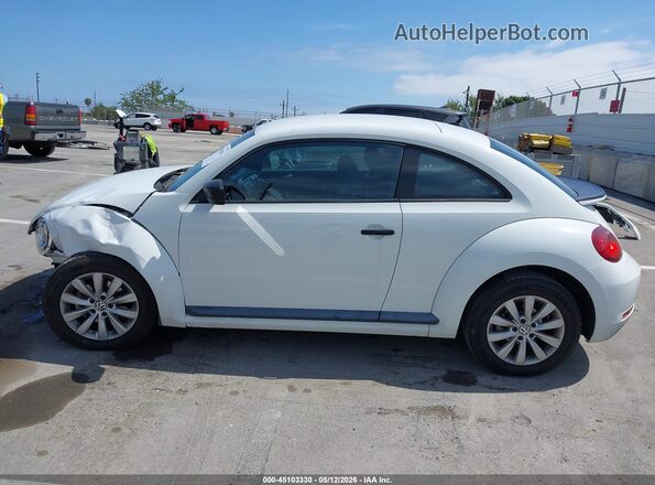 3VWF17AT0HM614285 2017 VOLKSWAGEN BEETLE White 