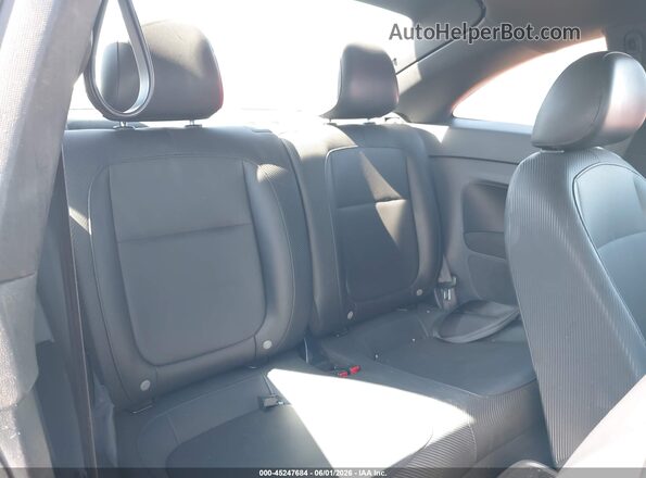 3VWF17AT9HM621249 2017 VOLKSWAGEN BEETLE White VIN կոդի պիտակի տեսք
