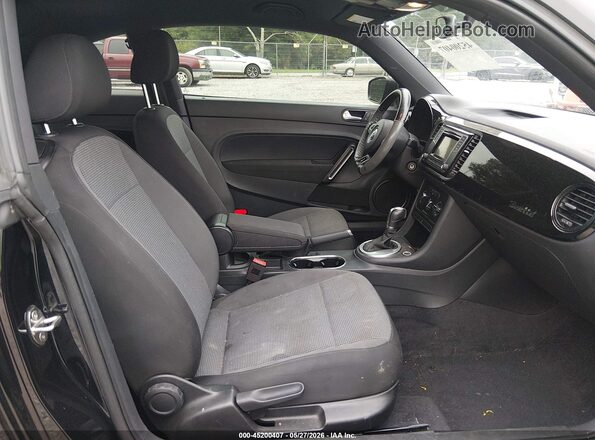 3VWFD7AT8JM706564 2018 VOLKSWAGEN BEETLE Black Widok wnętrza z przodu